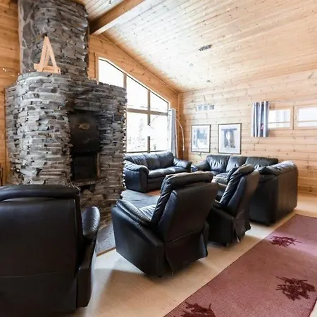 Aurora Äkäslompolo